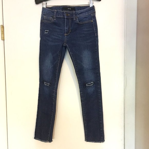 ππ’π'π¦ ππππ‘π¦ Distressed with Bling Frayed End Jeans β¦β¦β¦ - Picture 2 of 15